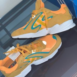 Yung-96 CHASM adidas 10.5 sickkkk color !